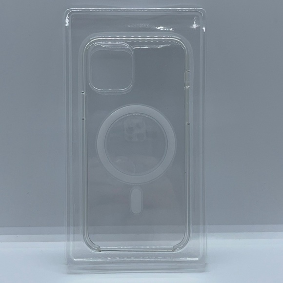 Apple iPhone 12 | 12 Pro Clear Case with MagSafe - Picture 7 of 10